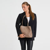 DEPECHE Beautiful shoulderbag Shoulderbag / Handbag 250 Dark Taupe