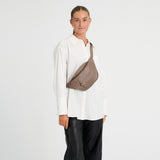 DEPECHE Bumbag in soft leather quality Bumbag 250 Dark Taupe