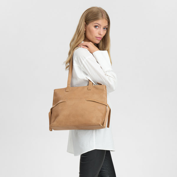 DEPECHE Beautiful shoulderbag Shoulderbag / Handbag 075 Dessert