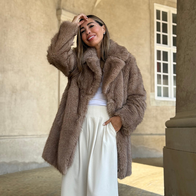 Depeche Clothing Celine faux fur jacket Jackets 011 Sand