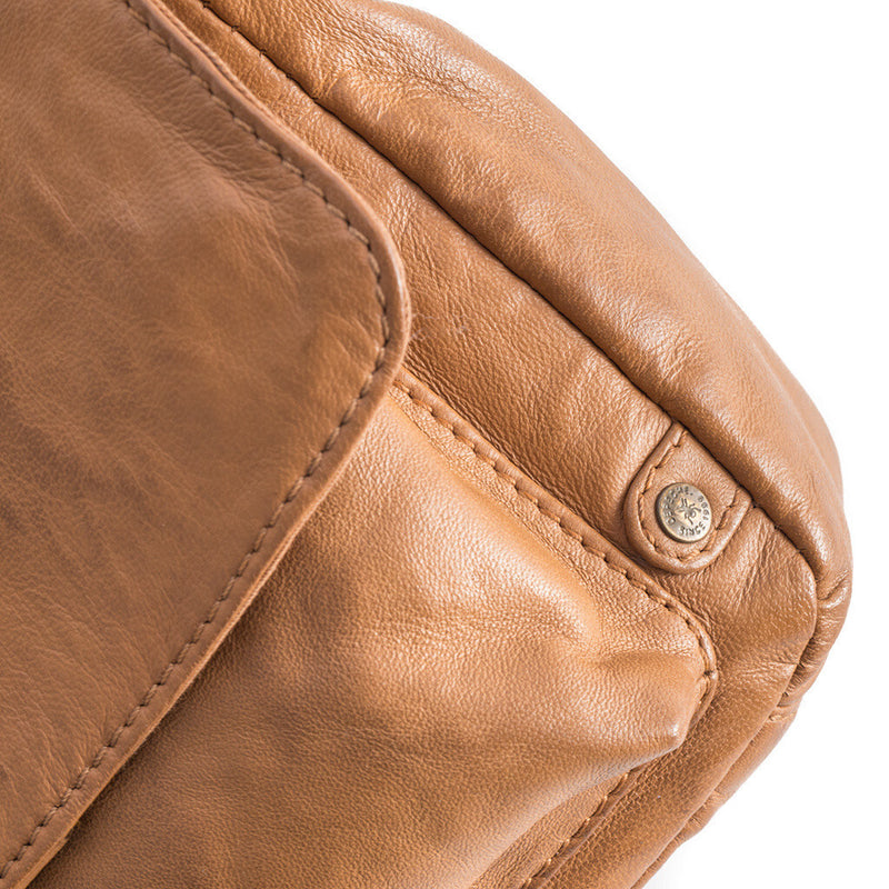 DEPECHE Classic crossover bag in soft and delicious leather quality Cross over 014 Cognac