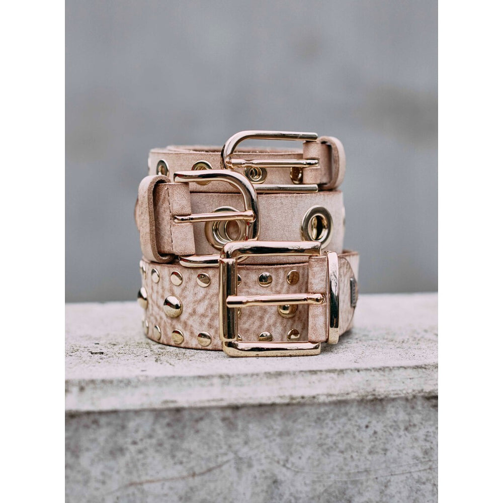 Cool narrow belt with details / 11478 - Sand – DEPECHE