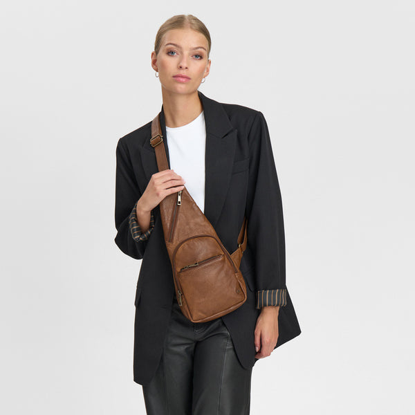 DEPECHE Cool unique bumbag in soft leather Bumbag 221 Chesterfield