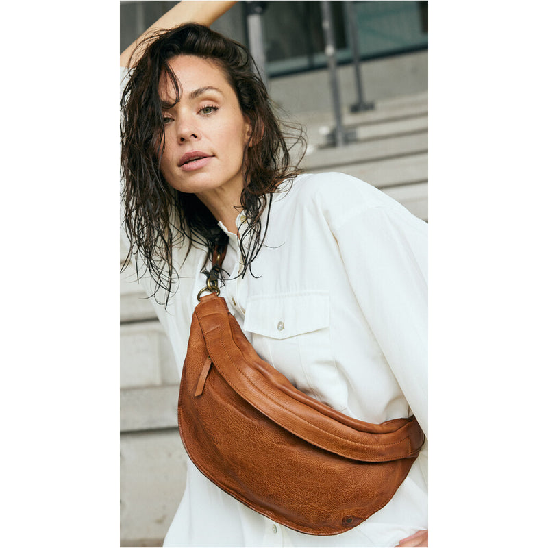 Leather bumbag with classic vintage look 16216 Vintage cognac DEPECHE