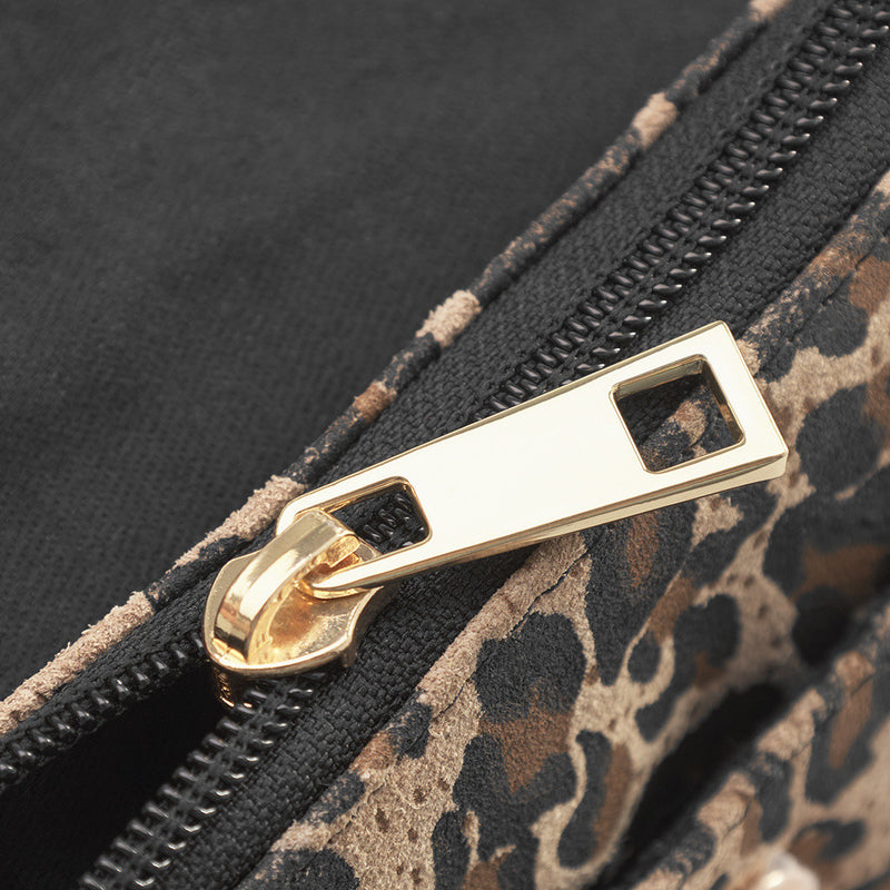DEPECHE Mobile bag in soft leather and timeless design Mobilebag 082 Leopard