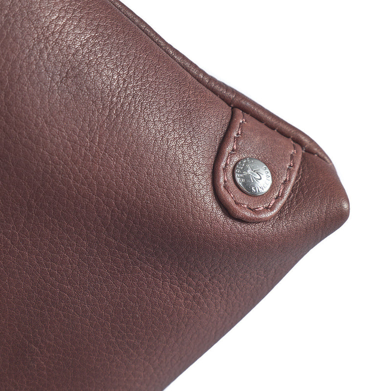 DEPECHE Mobile bag in soft leather and timeless design Mobilebag 161 Dark brown