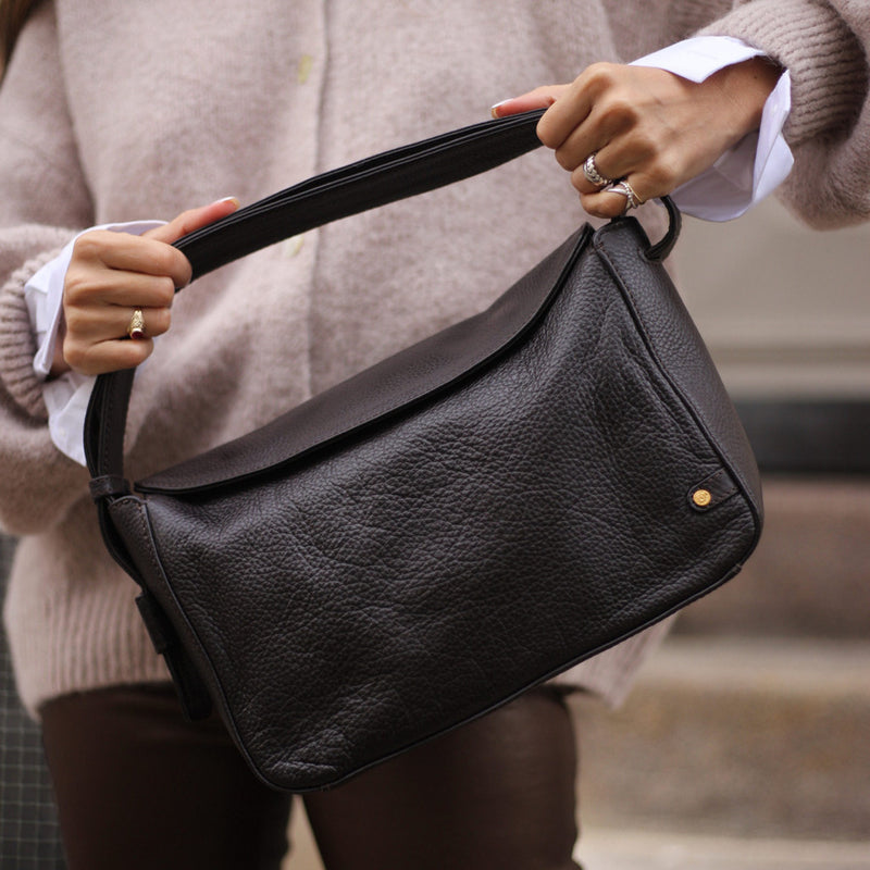 DEPECHE Shoulderbag with leopard lining Shoulderbag / Handbag 161 Dark brown