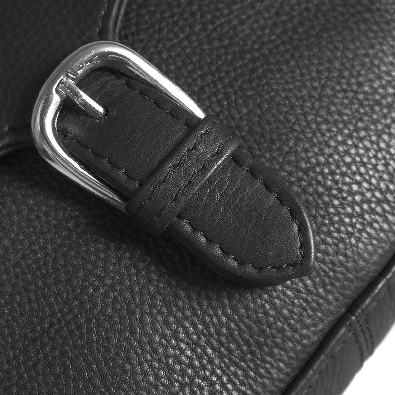 DEPECHE Small bag in stylish design Small bag / Clutch 099 Black (Nero)