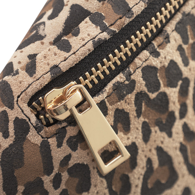 DEPECHE Soft leather bumbag in high quality Bumbag 082 Leopard