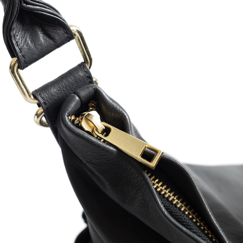 DEPECHE Spacious shoulder bag in nice leather quality Shoulderbag / Handbag 099 Black (Nero)