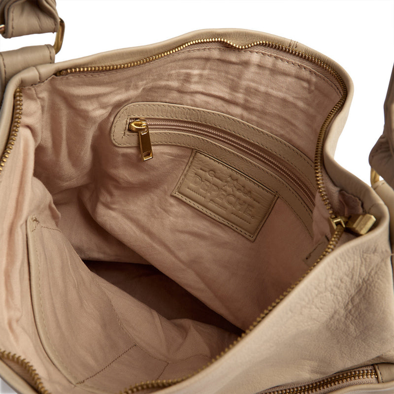 DEPECHE Spacious shoulder bag in nice leather quality Shoulderbag / Handbag 228 Soft Sand
