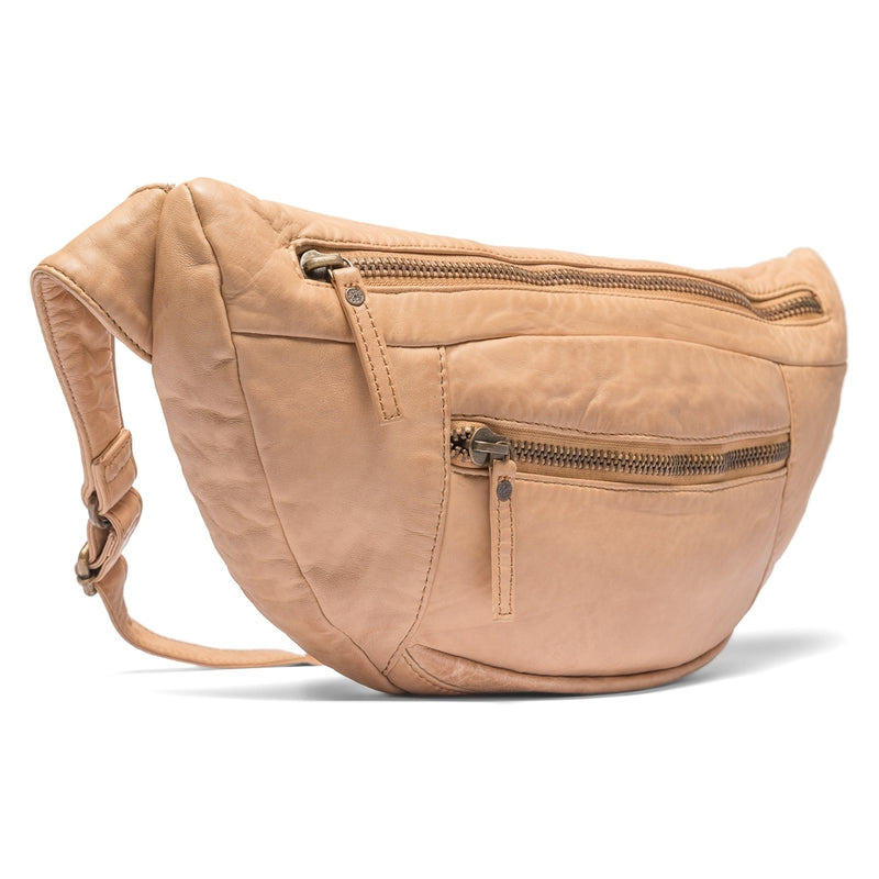 Oversize leather bumbag in high and soft quality / 13860 - Camel – DEPECHE